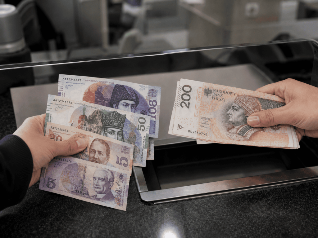 Банкноти грузинського ларі (GEL) – обмін валют в обміннику Argentarii у Варшаві